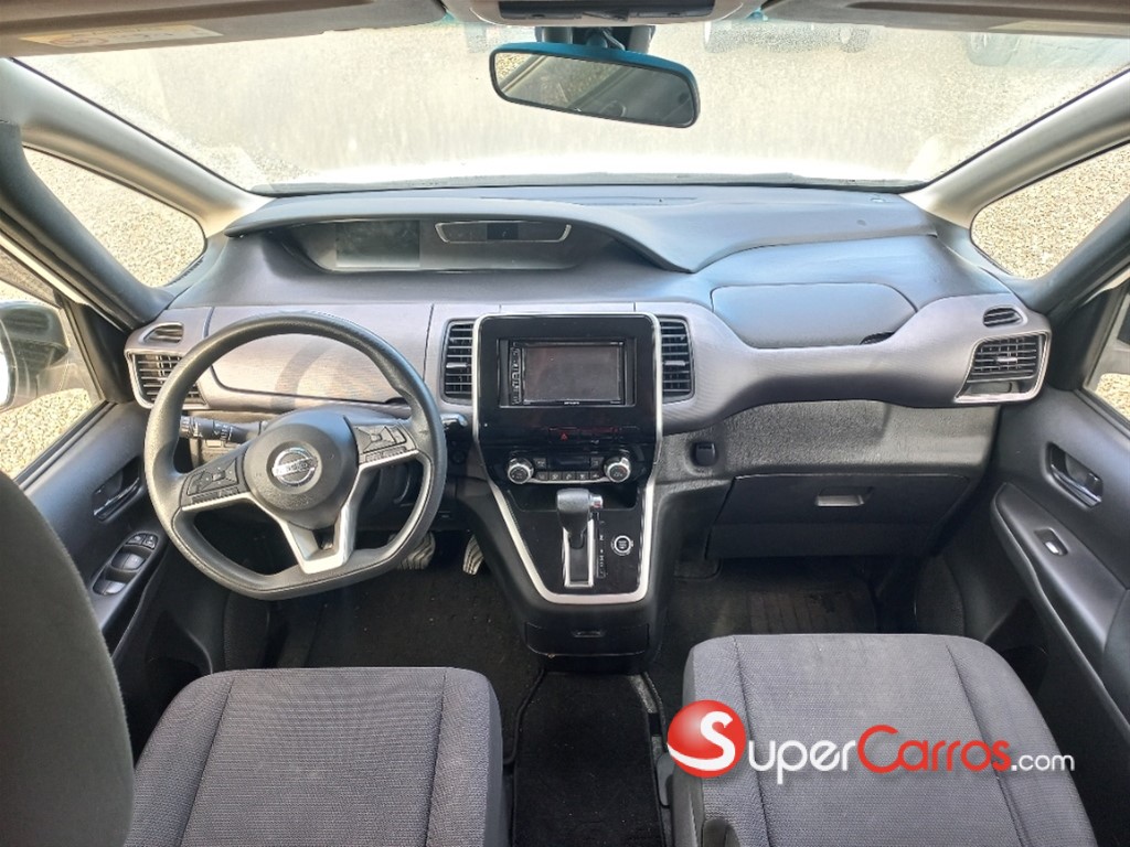2019 Nissan Serena — foto 10 / 11