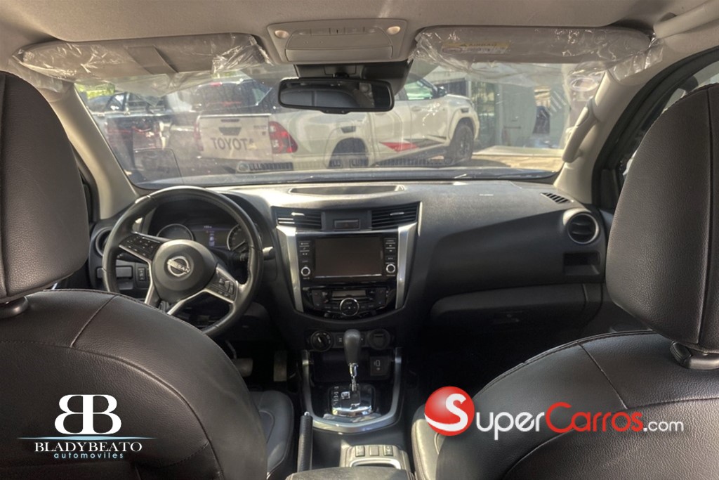 2025 Nissan Frontier LE — foto 4 / 12