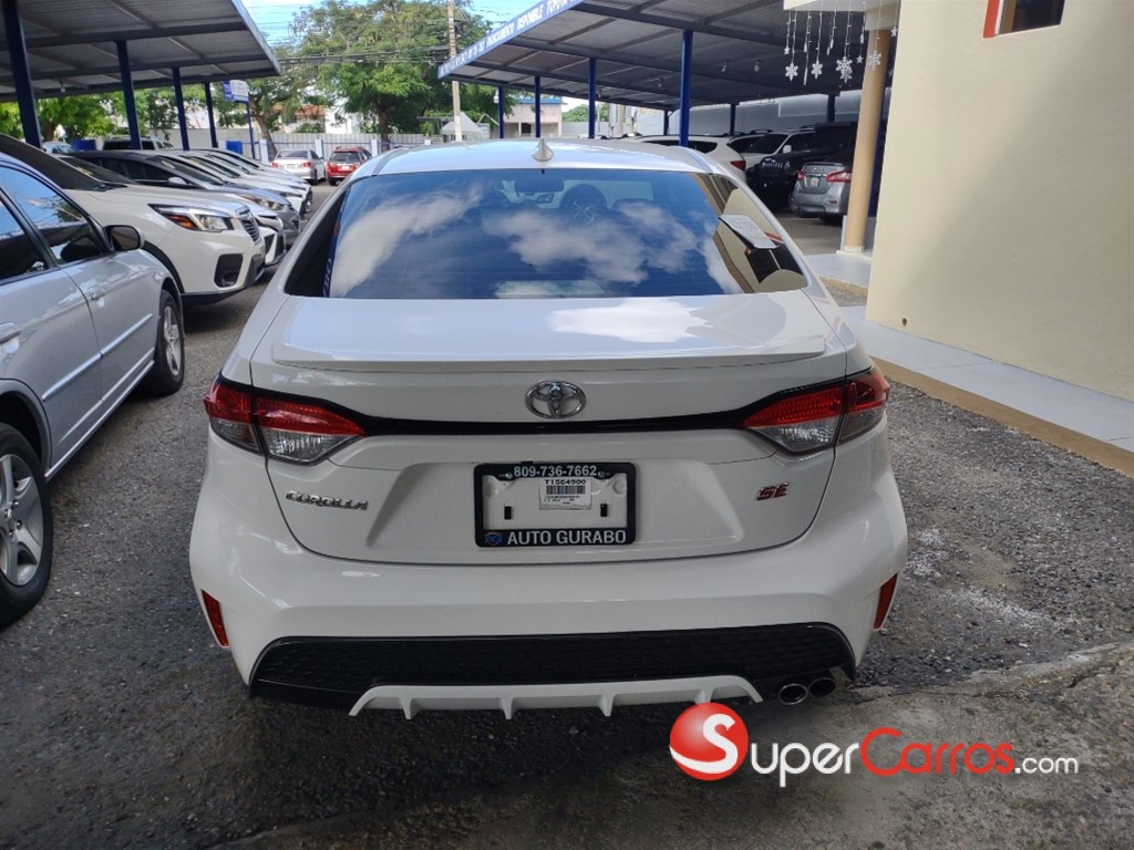 2021 Toyota Corolla SE — foto 6 / 9