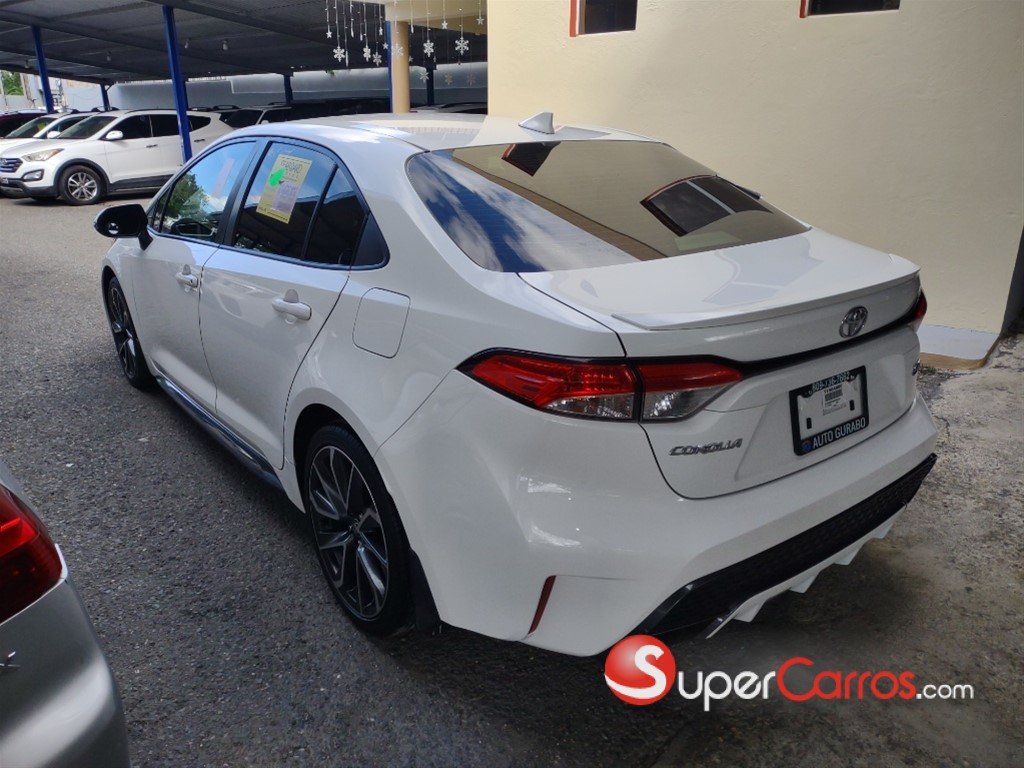 2021 Toyota Corolla SE — foto 7 / 9