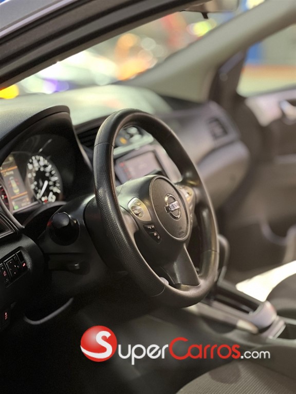 2019 Nissan Sentra SV — foto 8 / 12