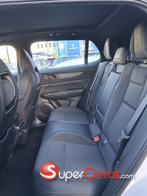 2025 Lynk CO 01 Louder Pro — foto 7 / 11