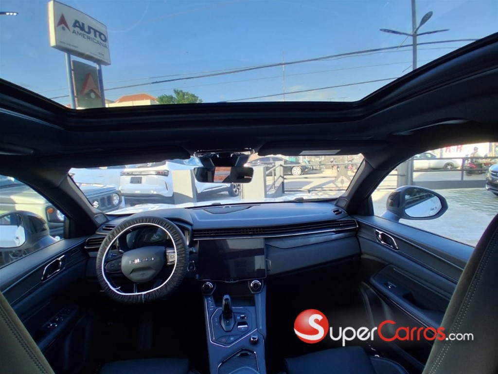2025 Lynk CO 01 Louder Pro — foto 9 / 11