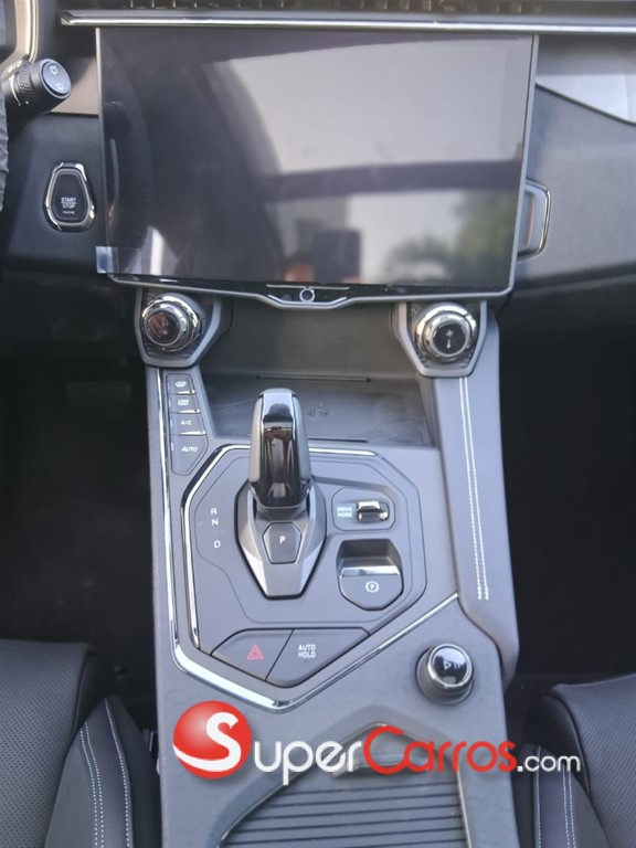 2025 Lynk CO 01 Louder Pro — foto 10 / 11