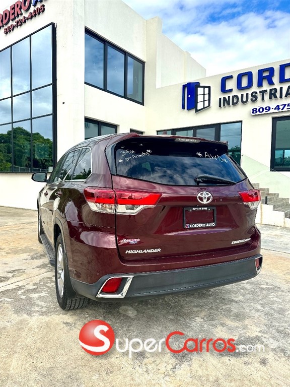 2017 Toyota Highlander Limited — foto 6 / 10