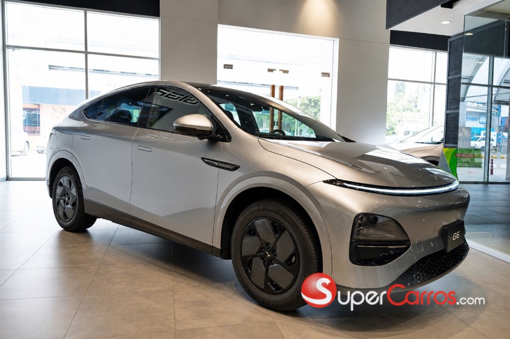 2027 Xpeng G6 Standard Range — foto 2 / 9