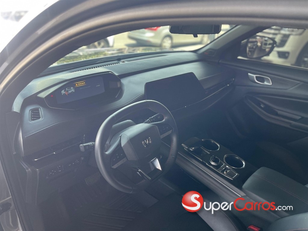 2024 Changan CS 55 Plus — foto 8 / 10