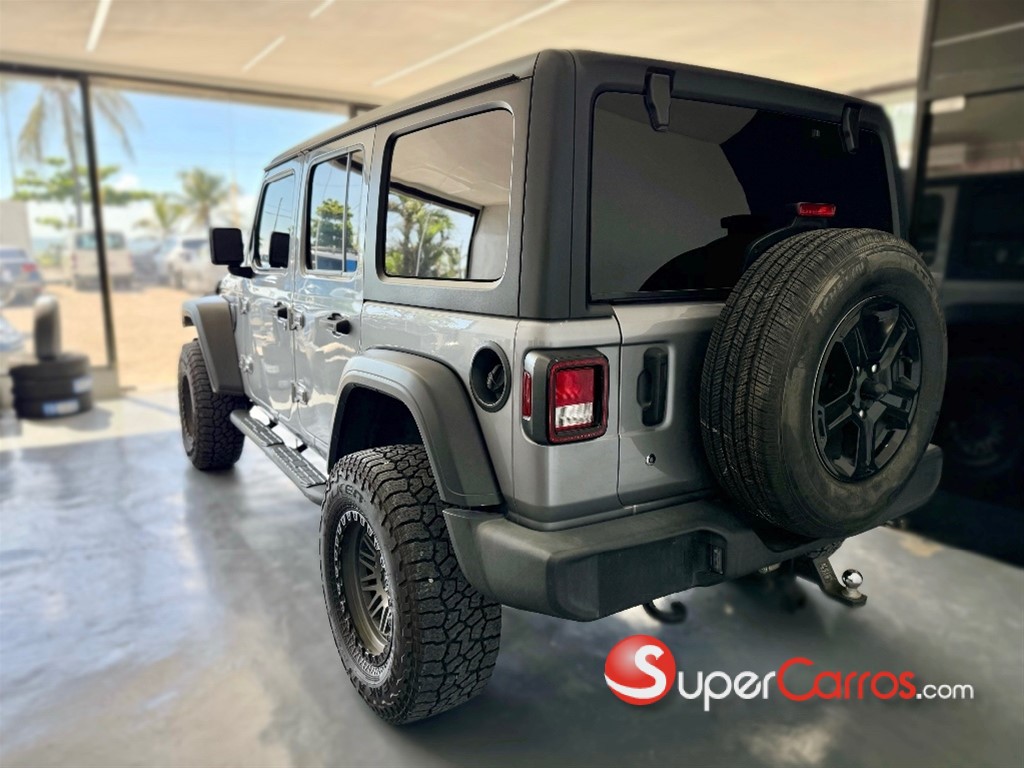 2019 Jeep Wrangler Unlimited Sport — foto 4 / 12