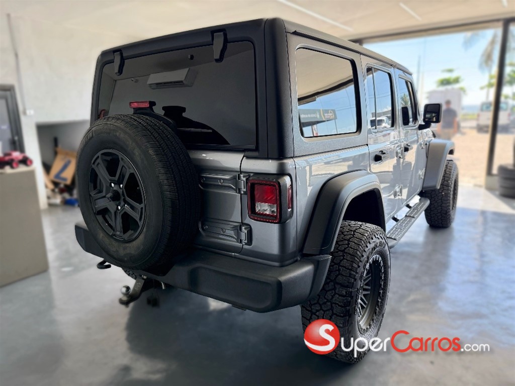 2019 Jeep Wrangler Unlimited Sport — foto 5 / 12