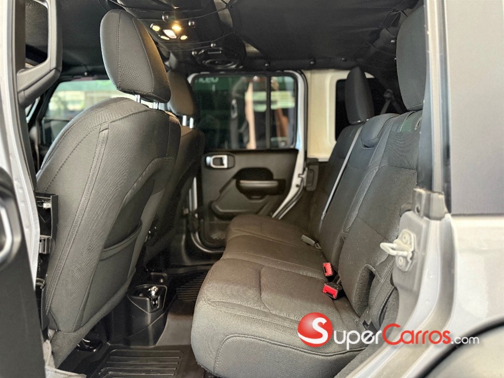 2019 Jeep Wrangler Unlimited Sport — foto 10 / 12