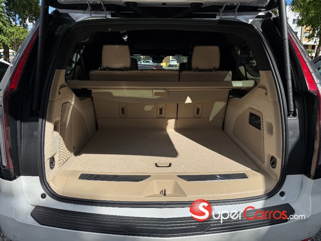 2023 Cadillac Escalade Premium Luxury Long — foto 5 / 12