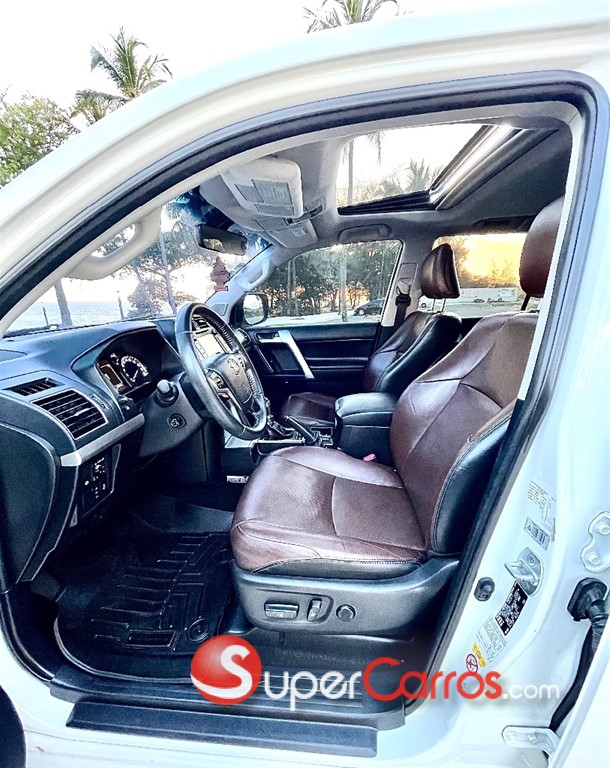 2019 Toyota Land Cruiser Prado VXL — foto 10 / 12