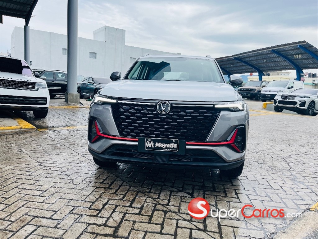 2027 Changan CS 35 Plus — foto 2 / 12