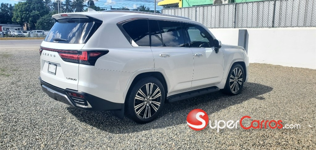 2022 Lexus LX 600 Luxury — foto 5 / 11