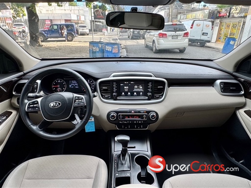 2020 Kia Sorento LX — foto 10 / 11