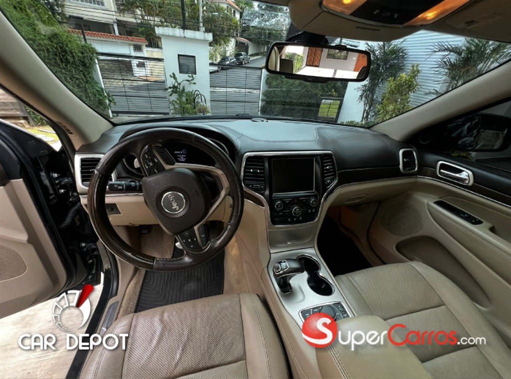 2014 Jeep Grand Cherokee Overland — foto 7 / 12