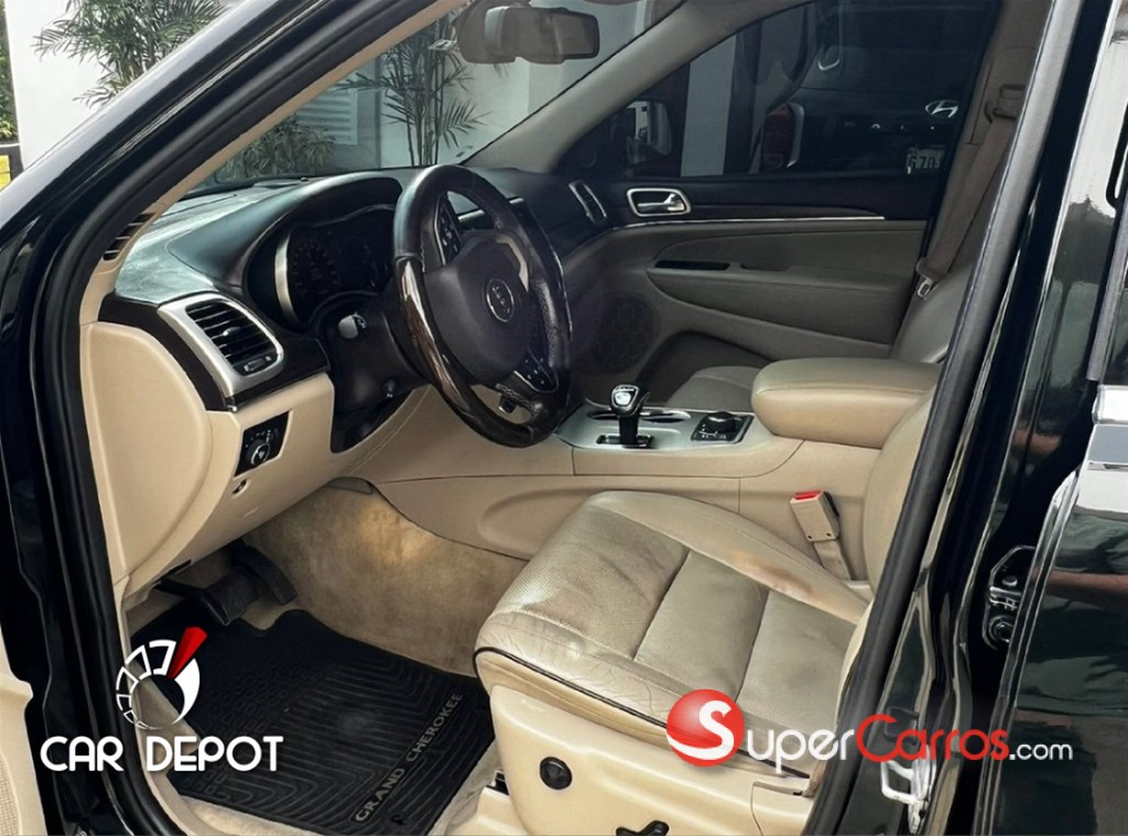 2014 Jeep Grand Cherokee Overland — foto 8 / 12