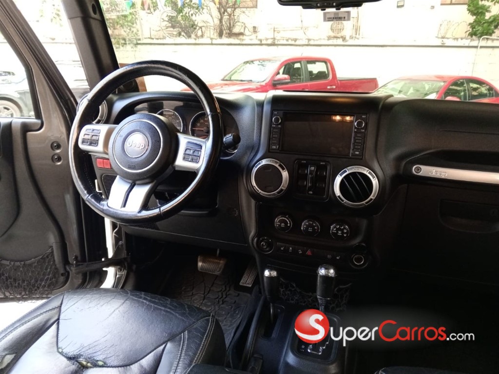 2014 Jeep Wrangler Rubicon — foto 10 / 12