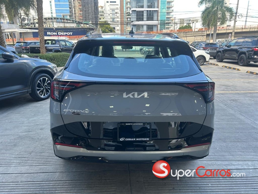 2027 Kia Sportage Luxury — foto 11 / 12