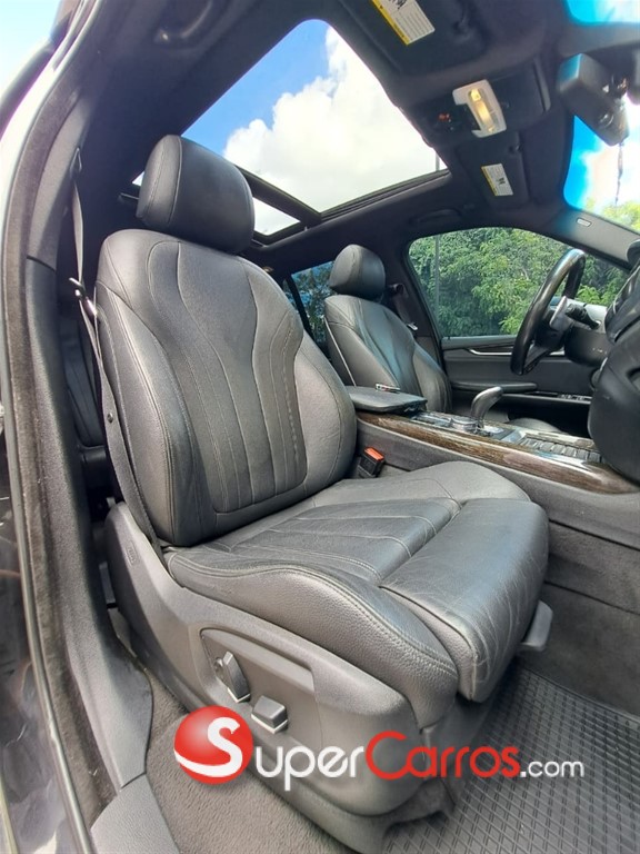 2016 BMW X 5 XDRIVE 35i — foto 8 / 12
