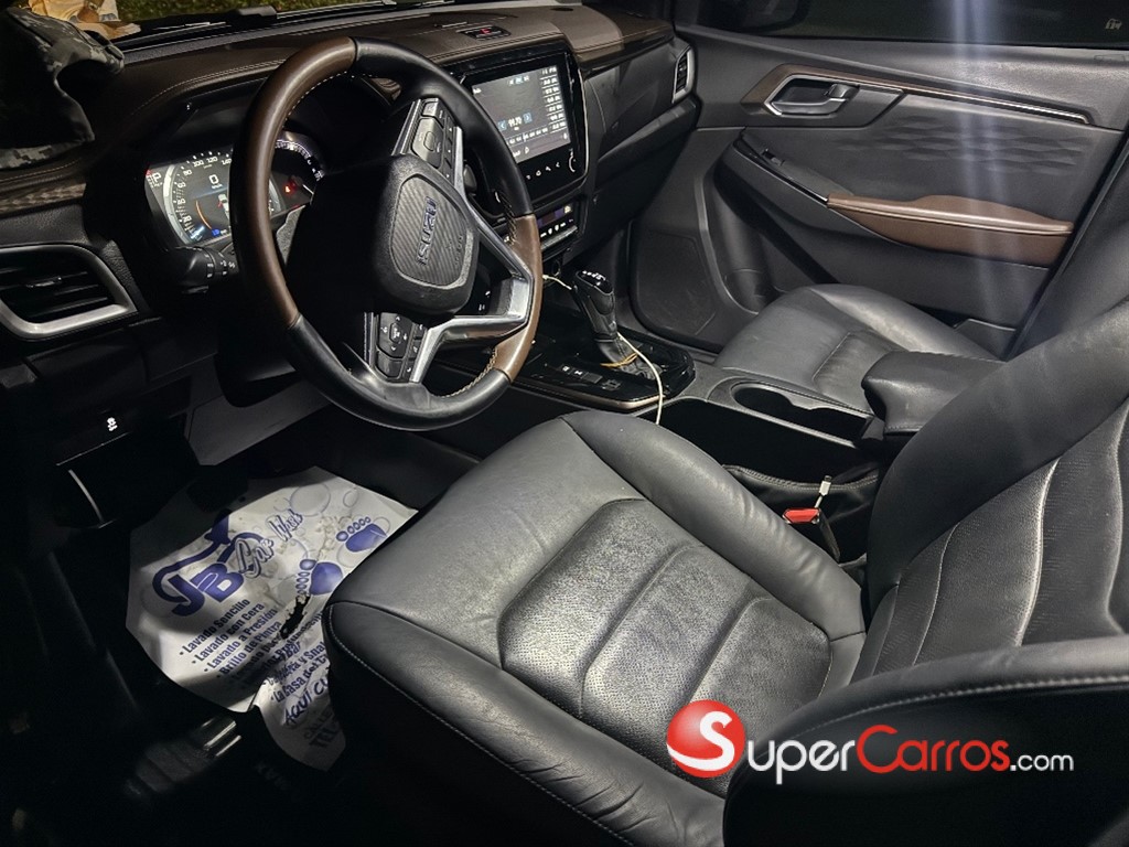 2025 Isuzu DMAX LSE — foto 7 / 9