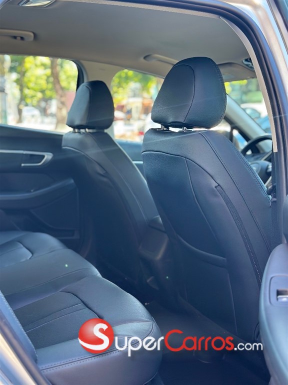 2021 Hyundai Sonata SEL — foto 8 / 10