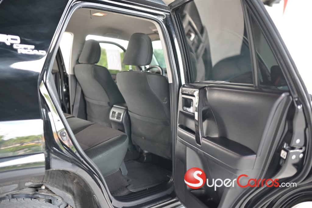 2020 Toyota 4 Runner — foto 12 / 12