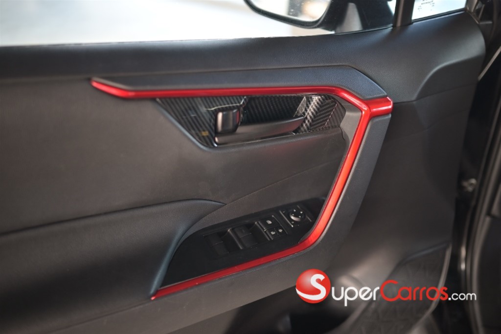 2021 Toyota RAV4 — foto 6 / 10