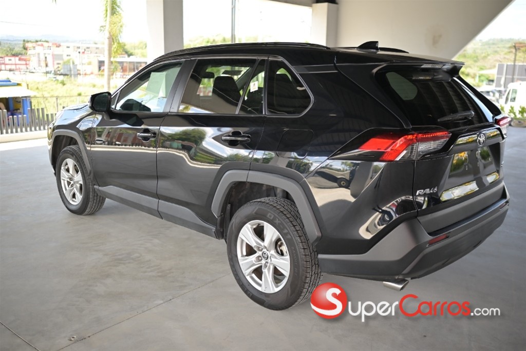 2020 Toyota RAV4 — foto 4 / 10