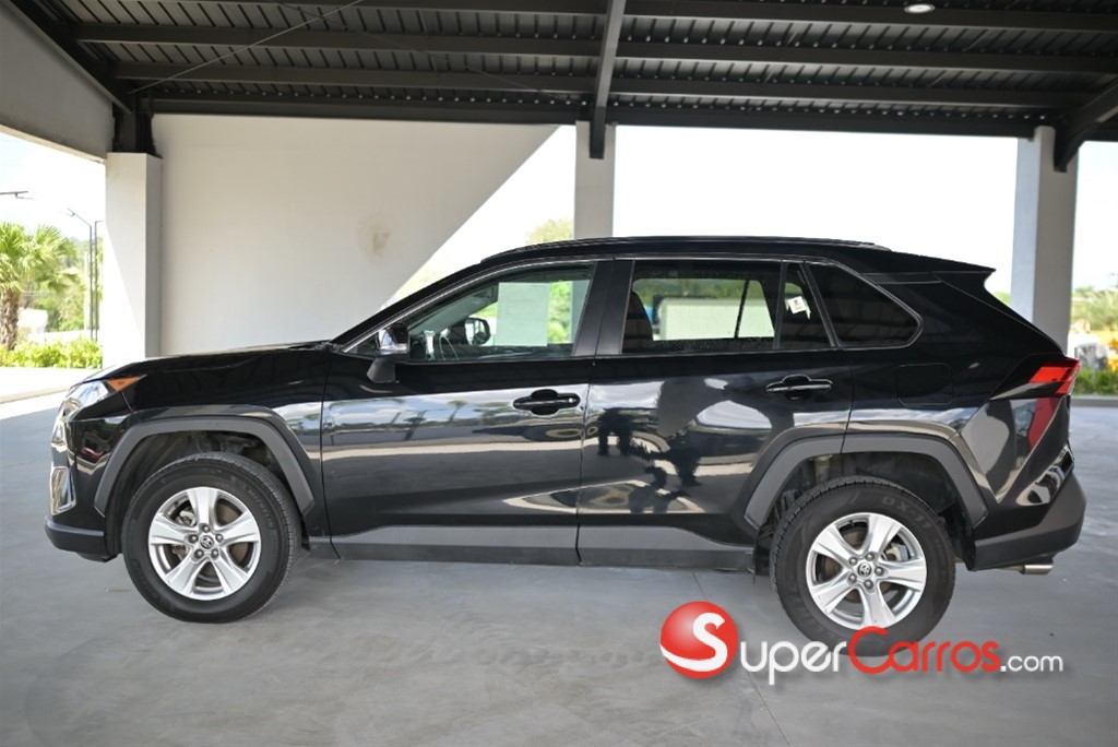2020 Toyota RAV4 — foto 5 / 10
