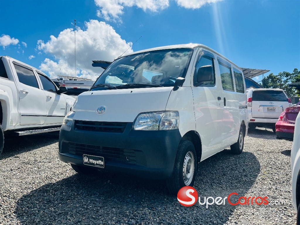 2019 Toyota Town-Ace