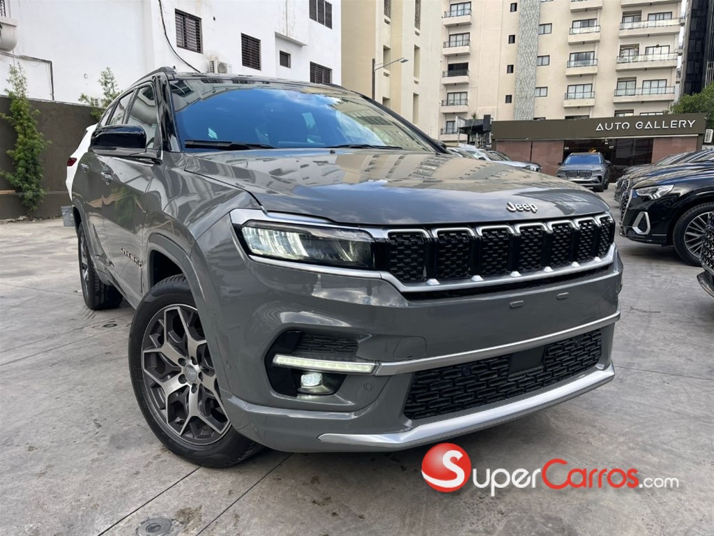 2024 Jeep Commander Overland — foto 2 / 12