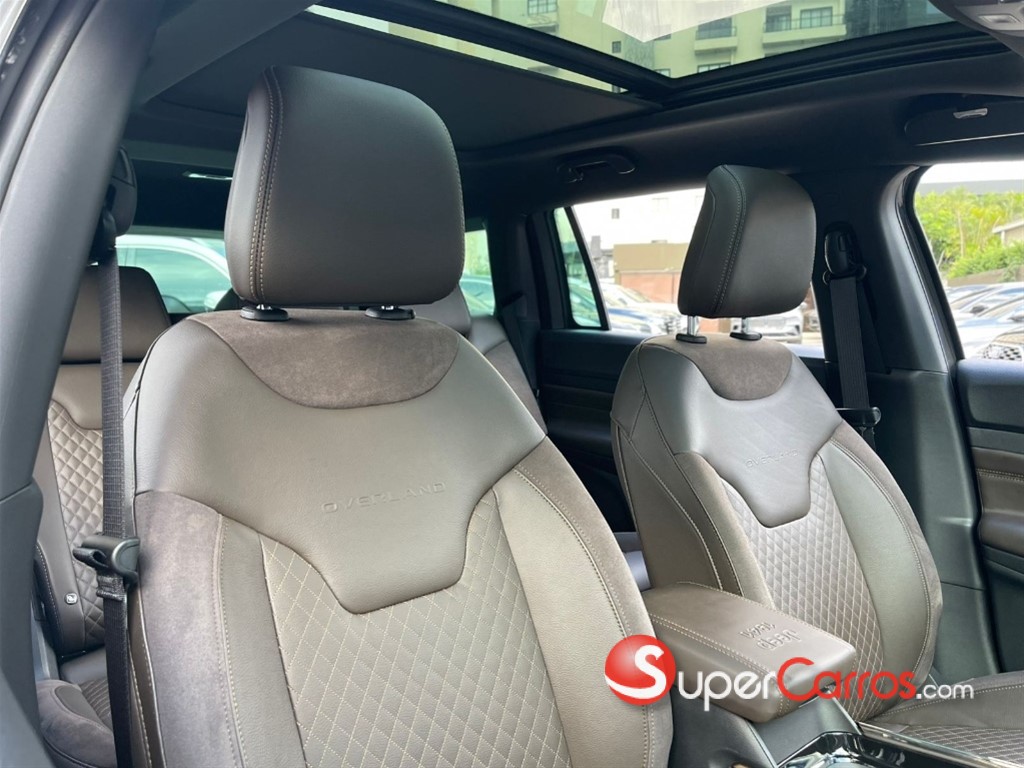 2024 Jeep Commander Overland — foto 11 / 12