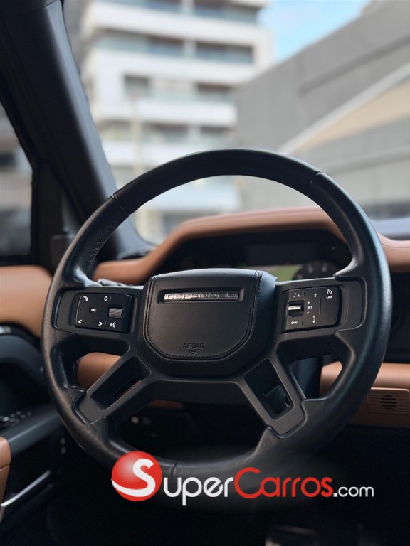 2023 Land Rover Defender 110 X — foto 7 / 8