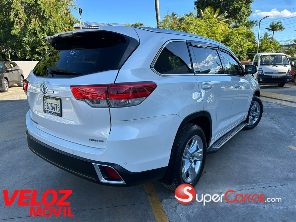 2018 Toyota Highlander Limited — foto 3 / 9