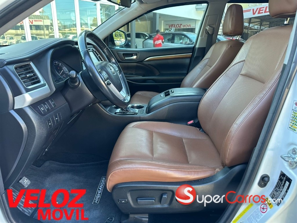 2018 Toyota Highlander Limited — foto 5 / 9