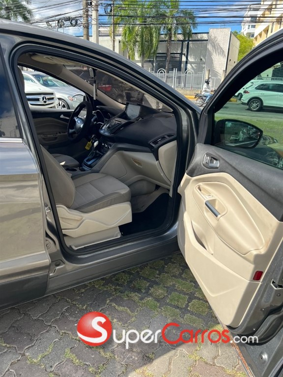 2013 Ford Escape — foto 4 / 6