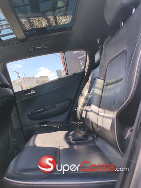 2021 Kia Sportage SX — foto 8 / 11