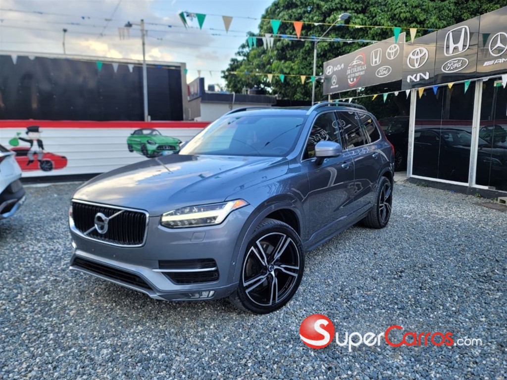 2018 Volvo XC90 Momentum T6 — foto 4 / 11