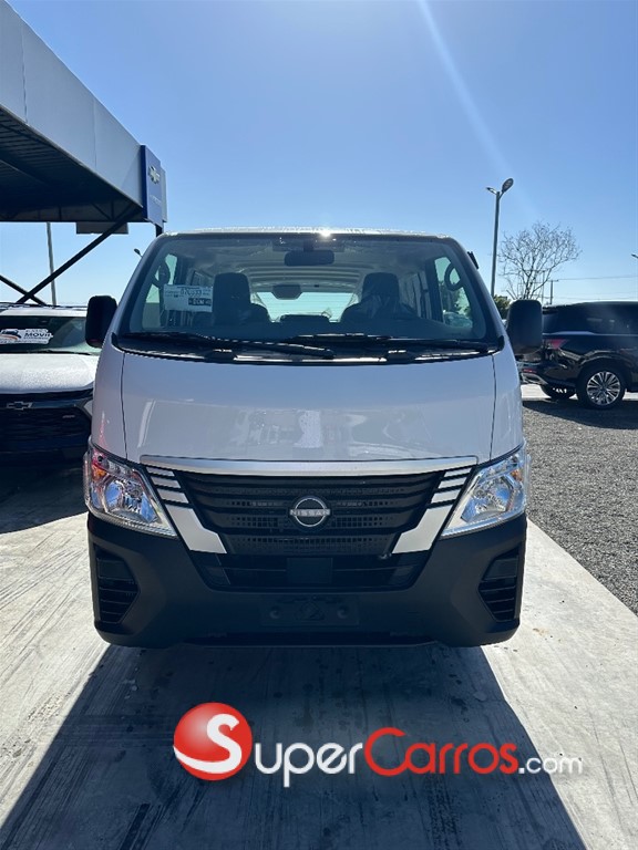 2026 Nissan Urvan Cargo — foto 3 / 12