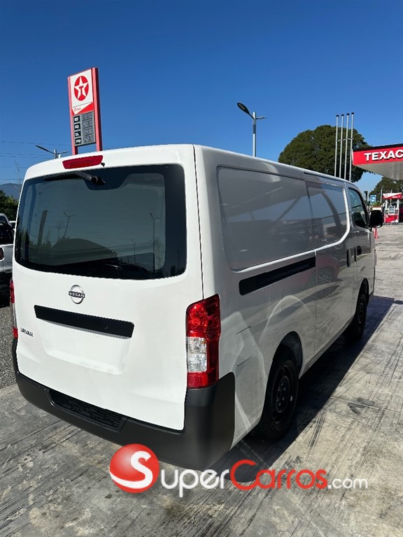 2026 Nissan Urvan Cargo — foto 4 / 12
