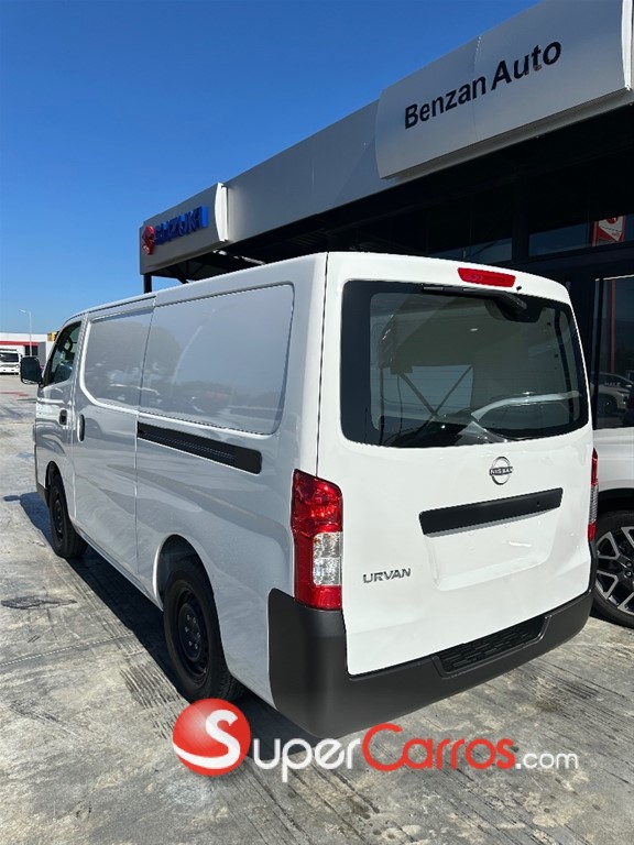 2026 Nissan Urvan Cargo — foto 6 / 12