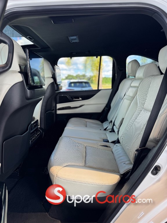 2022 Lexus LX 600 Luxury — foto 9 / 12