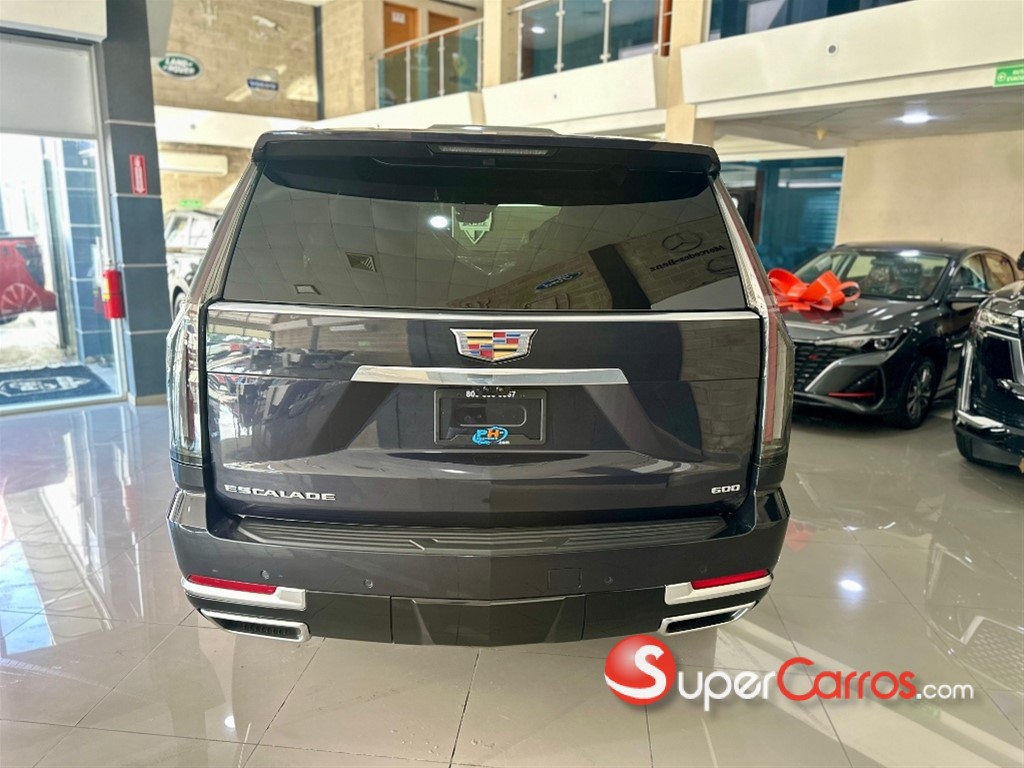 2026 Cadillac Escalade Luxury Short — foto 4 / 12