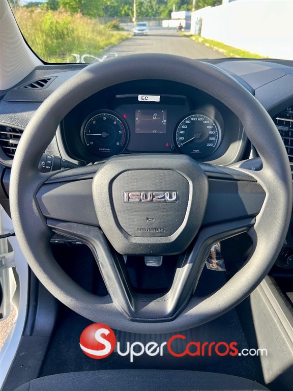 2026 Isuzu DMAX — foto 9 / 11