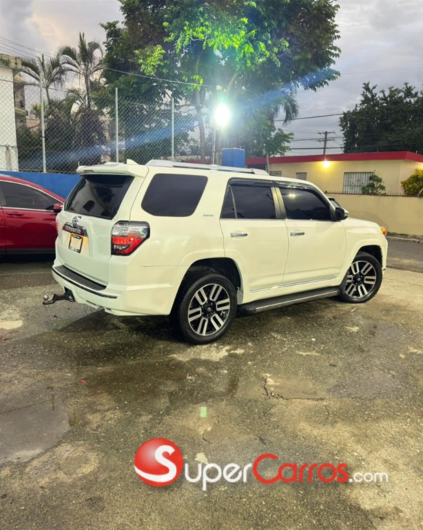 2021 Toyota 4 Runner Limited — foto 8 / 11