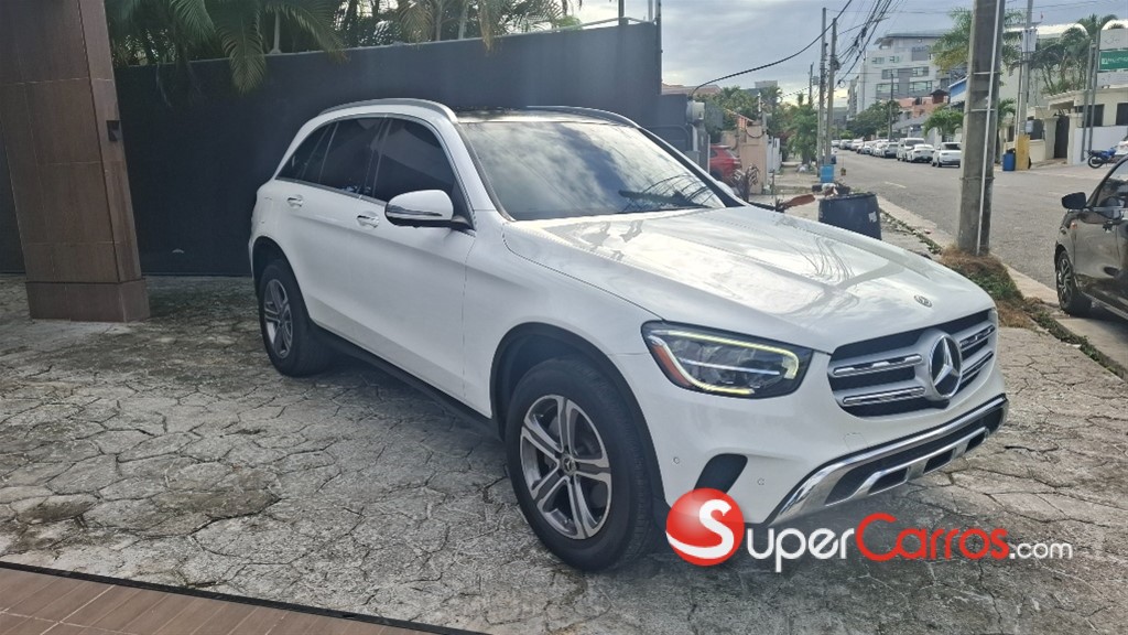 2020 Mercedes-Benz Clase GLC 300 4MATIC — foto 2 / 12