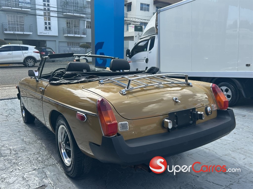 1975 MG MGB Roadster — foto 4 / 8