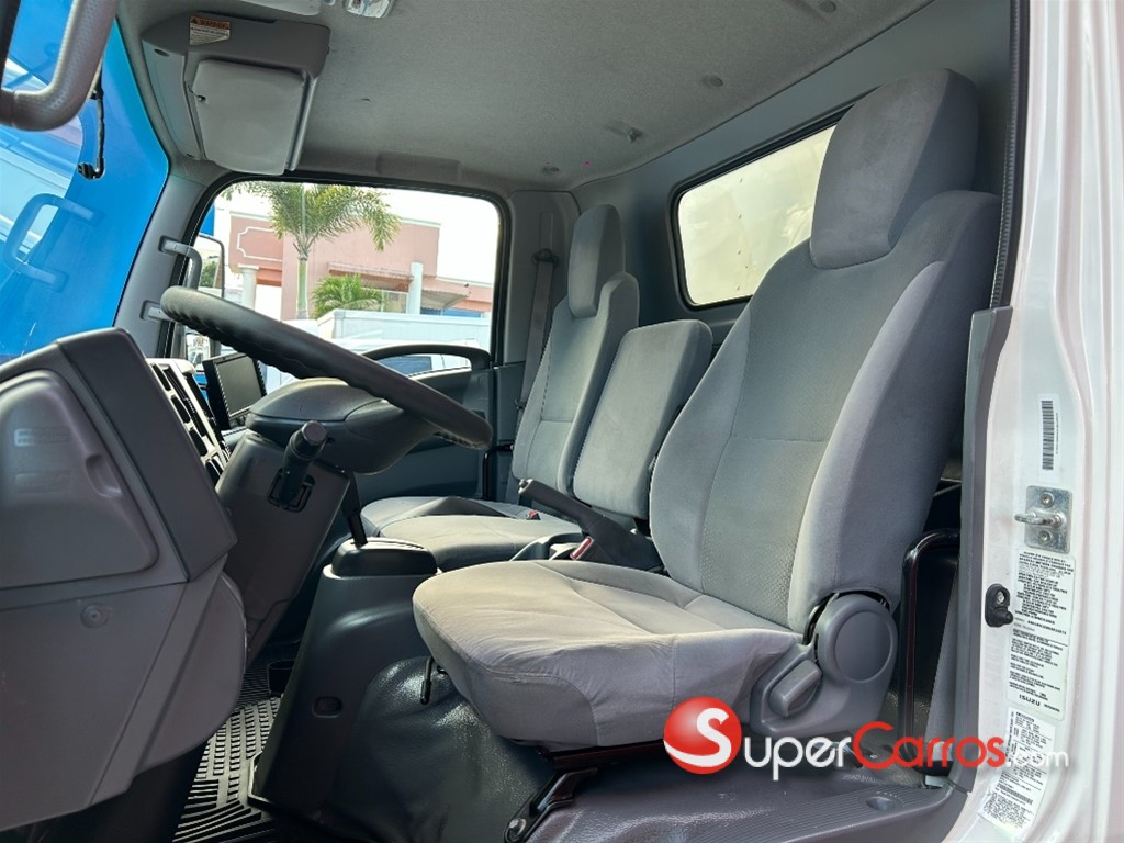 2019 Isuzu NPR 16 pies — foto 5 / 10