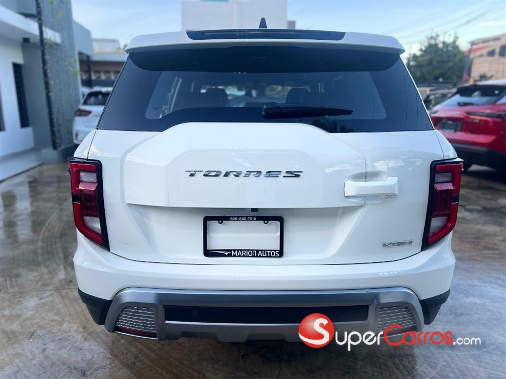 2026 KGM Torres LIMITED — foto 4 / 12